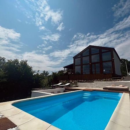 Le Chalet M - Cabana Cu O Panorama De Poveste. Surdesti  Εξωτερικό φωτογραφία